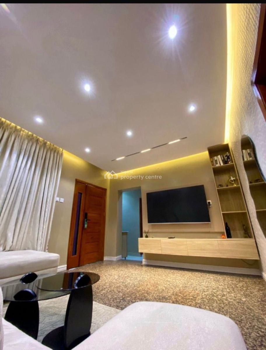 1 Bedroom Flat, Admiralty Way, Lekki, Lagos, Self Contain (single Rooms) Short Let