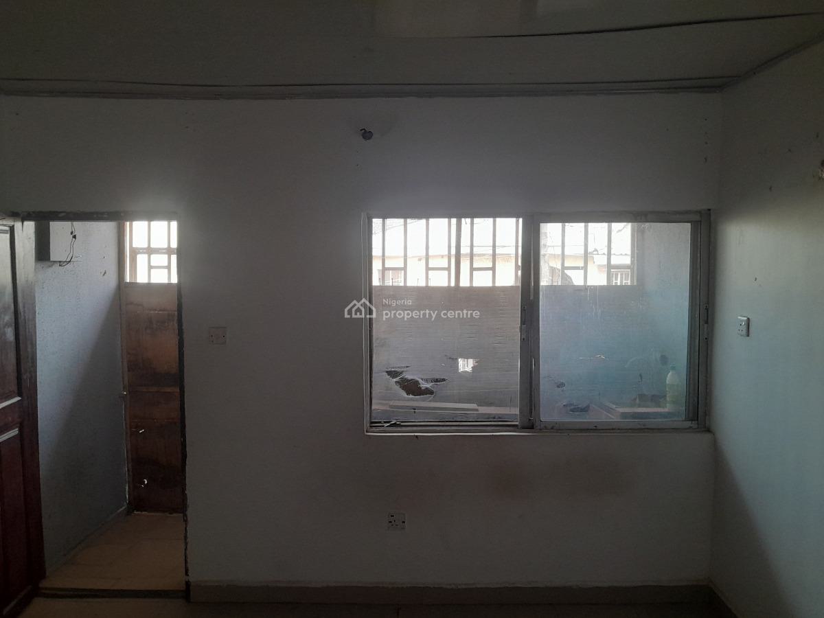 Spacious Standard Room Selfcontain in Kado Estate, Kado Estate, Kado, Abuja, Self Contain (single Rooms) for Rent