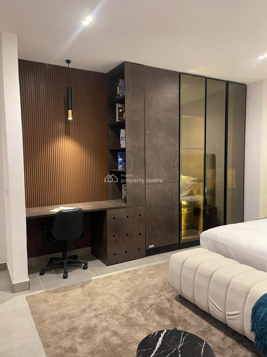 Advent Solaris Studio Apartment, Onike, Yaba, Lagos, Flat / Apartment Short Let