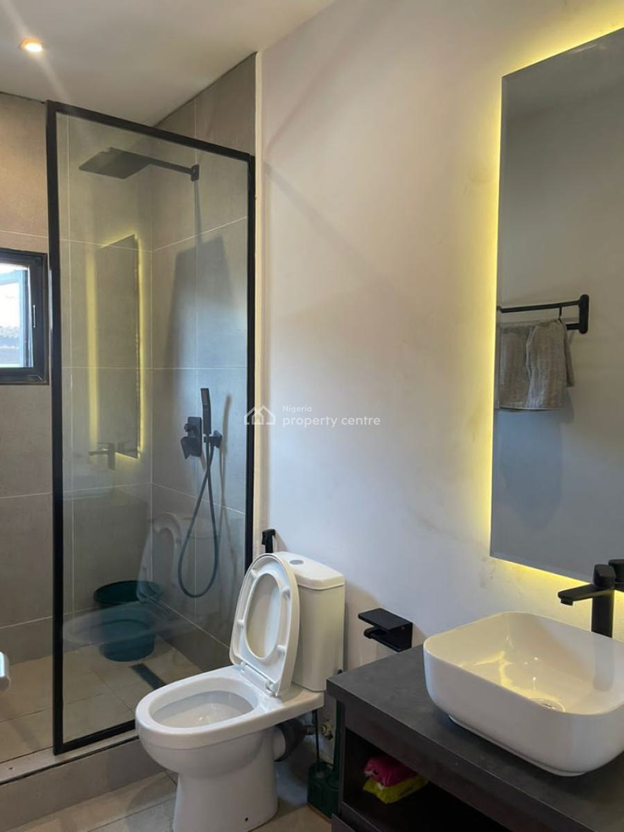 Advent Solaris Studio Apartment, Onike, Yaba, Lagos, Flat / Apartment Short Let