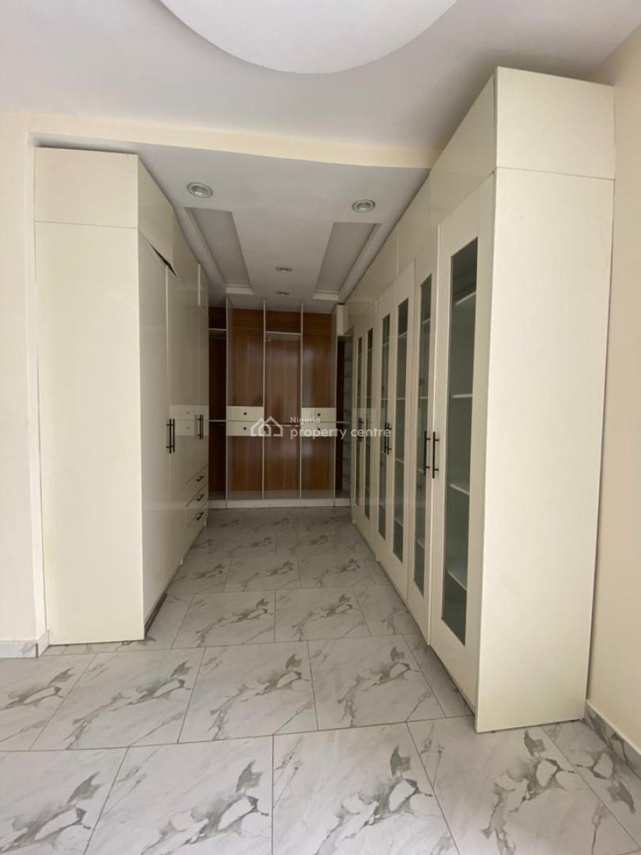 Well Maintained 5 Bedrooms Detached Duplex with Bq., Ikota, Lekki, Lagos, Detached Duplex for Rent