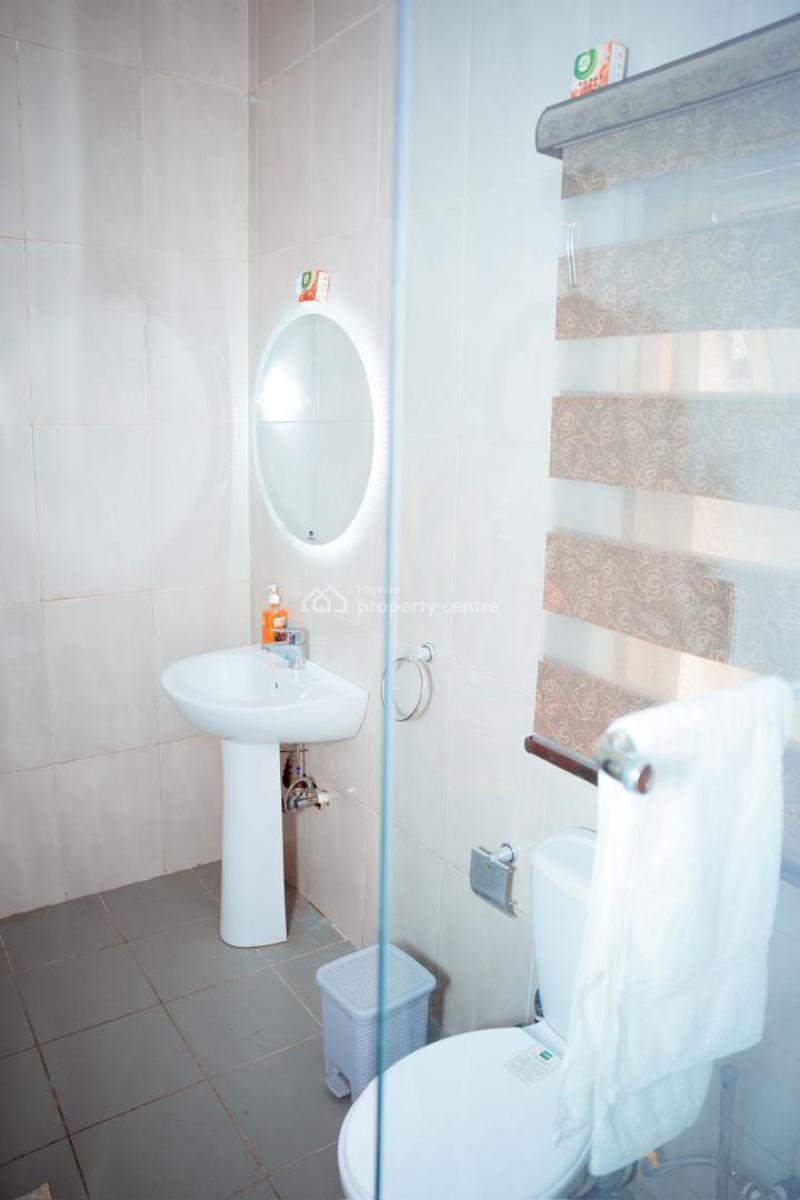 3 Bedroom Eniville Villa, Oniru Victoria Island, Oniru, Victoria Island (vi), Lagos, Self Contain (single Rooms) Short Let