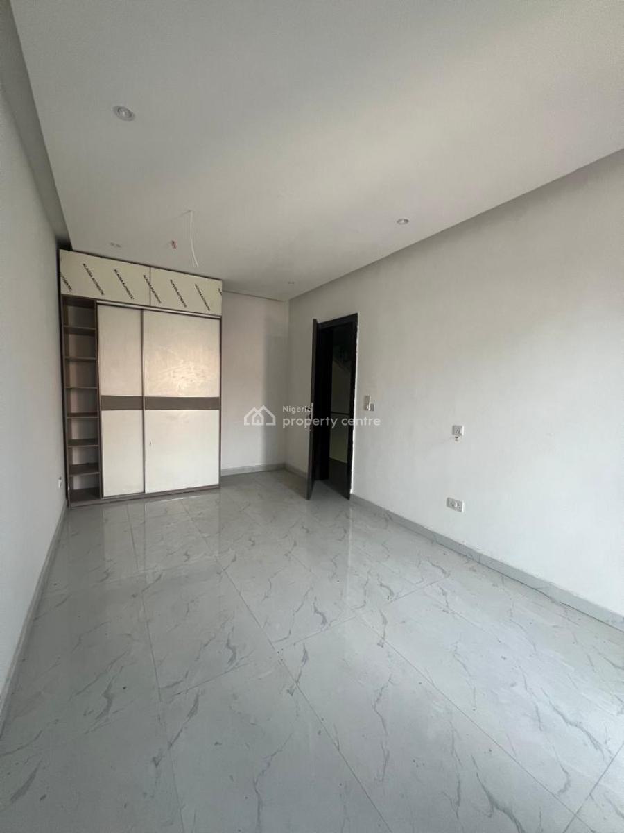 This Is a Lovely 4 Bedroom Terrace Duplex, Lekki Phase 1, Lekki, Lagos, Terraced Duplex for Sale