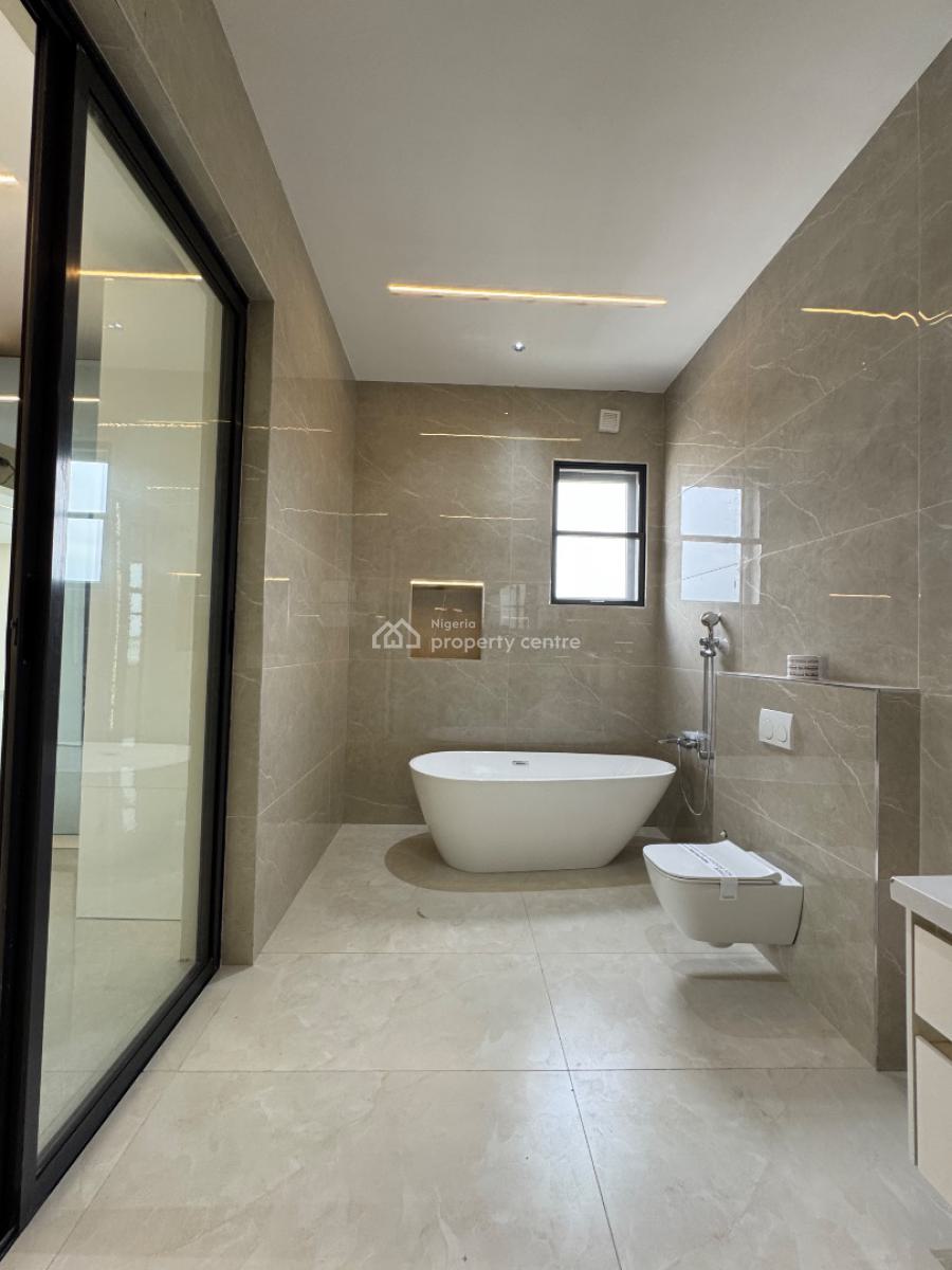 Massive 5bedroom Detached House with Swimming Pool in Northern Forshor, Northern Forshore Estate, Lekki, Lagos, Detached Duplex for Sale