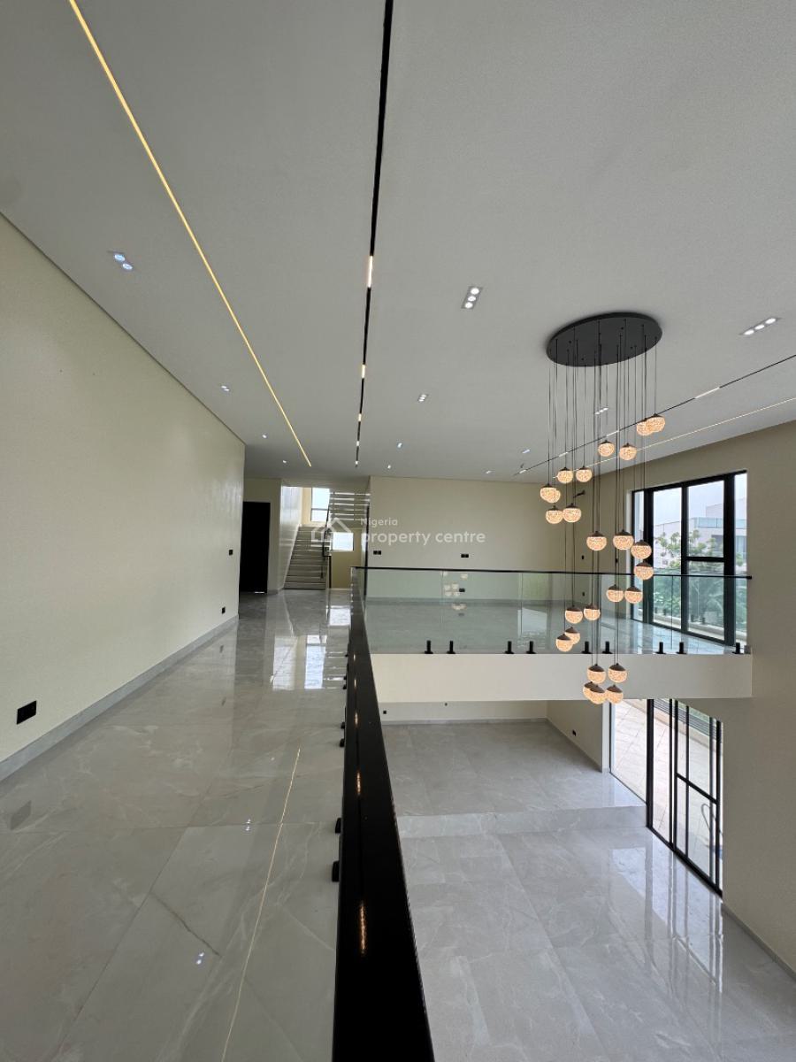 Massive 5bedroom Detached House with Swimming Pool in Northern Forshor, Northern Forshore Estate, Lekki, Lagos, Detached Duplex for Sale