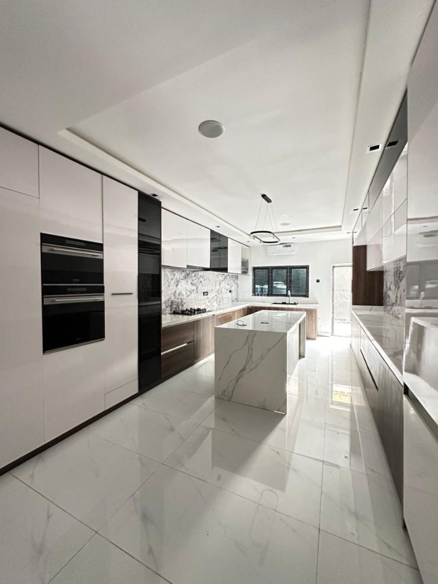 5 Bedroom Detached Duplex with 2 Bqs, Cinema and Swimming Pool, Lekki Phase 1, Lekki, Lagos, Detached Duplex for Sale