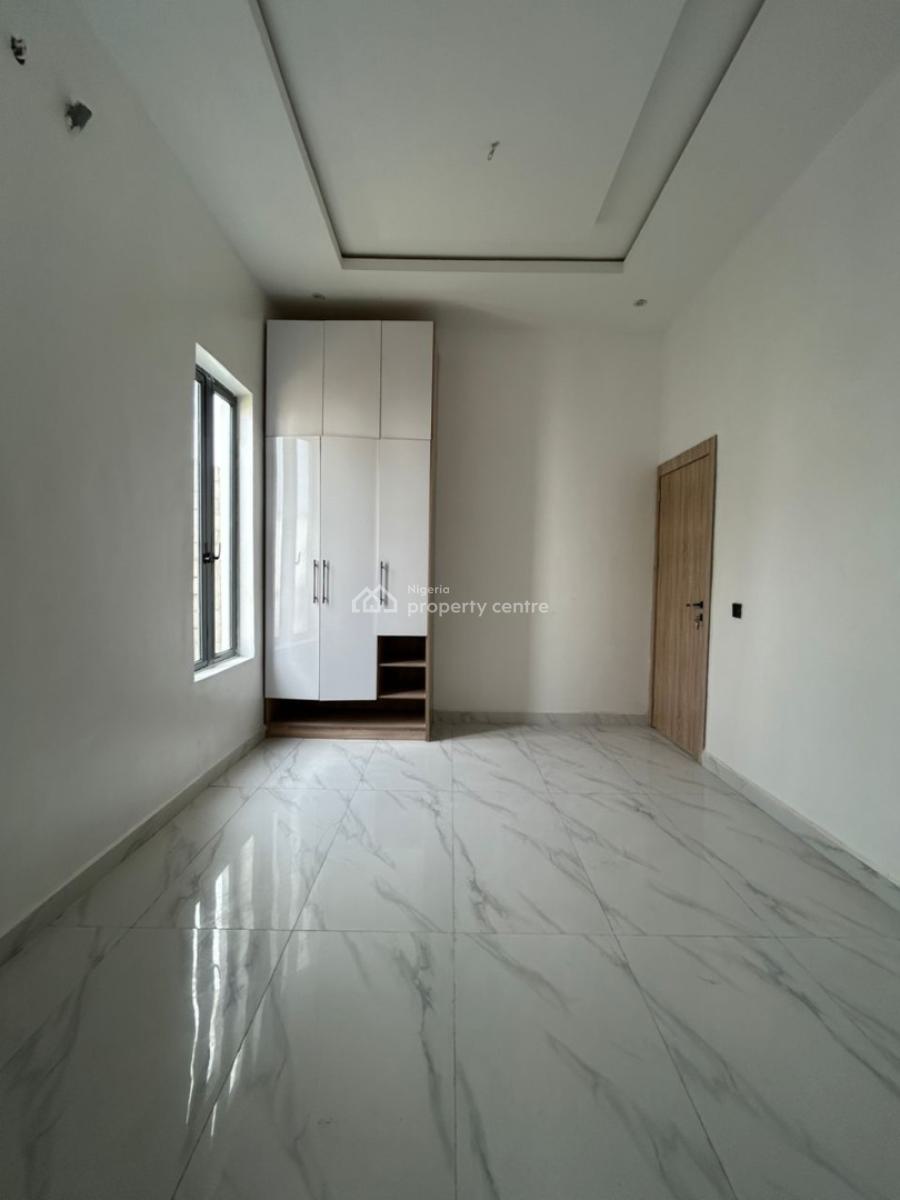 5-bedroom Detached Duplex +bq & Pool in Lekki, Ajah, Lagos, Detached Duplex for Sale