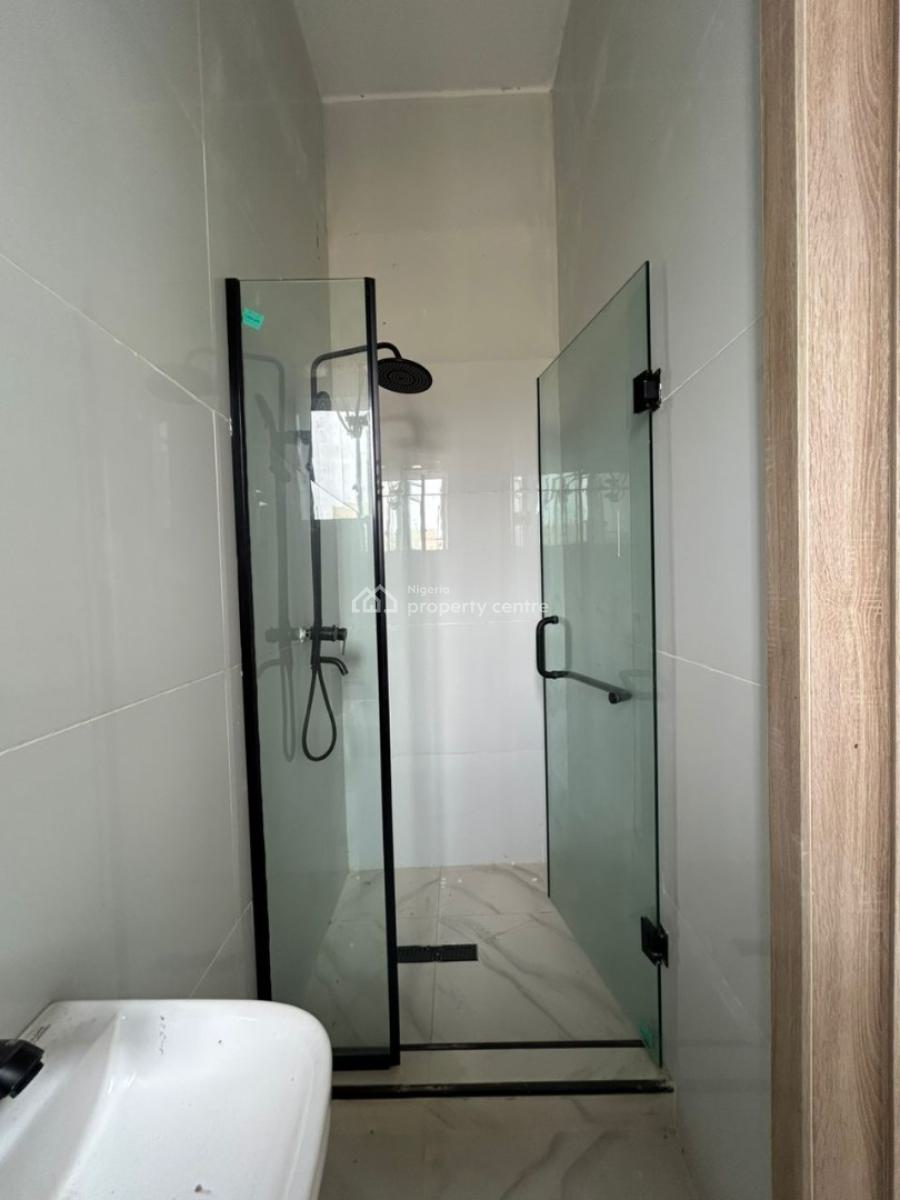 5-bedroom Detached Duplex +bq & Pool in Lekki, Ajah, Lagos, Detached Duplex for Sale