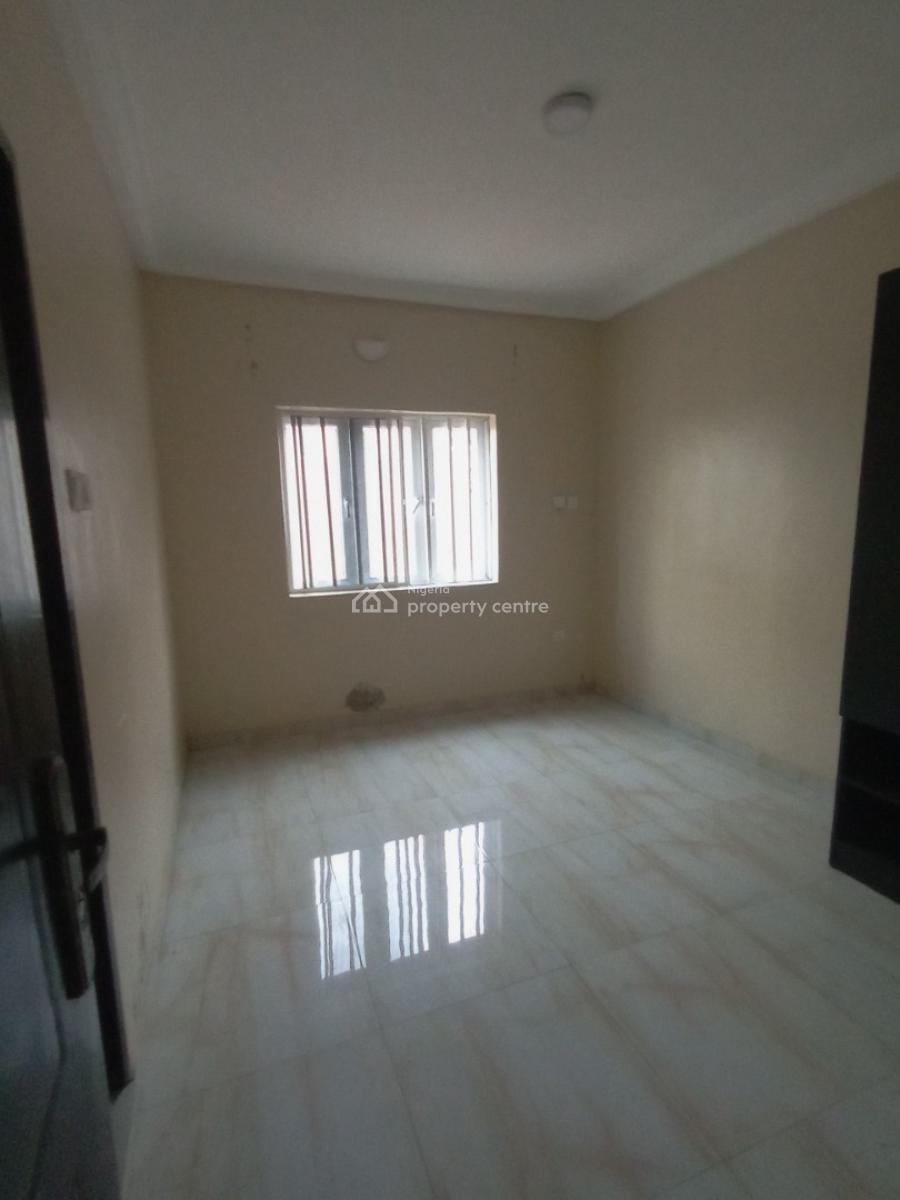 3 Bedroom Flat, Off Mobil Road, Ilaje, Ajah, Lagos, Flat / Apartment for Rent