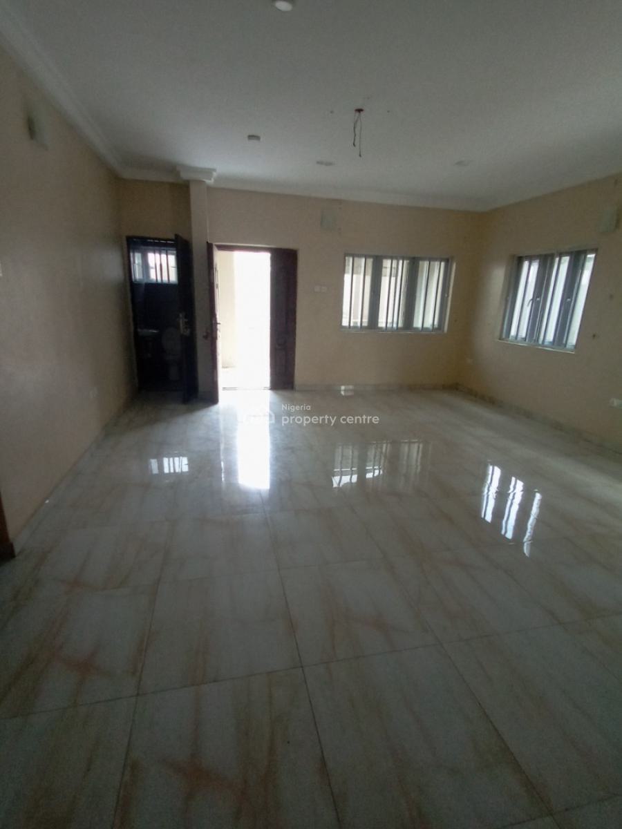 3 Bedroom Flat, Off Mobil Road, Ilaje, Ajah, Lagos, Flat / Apartment for Rent