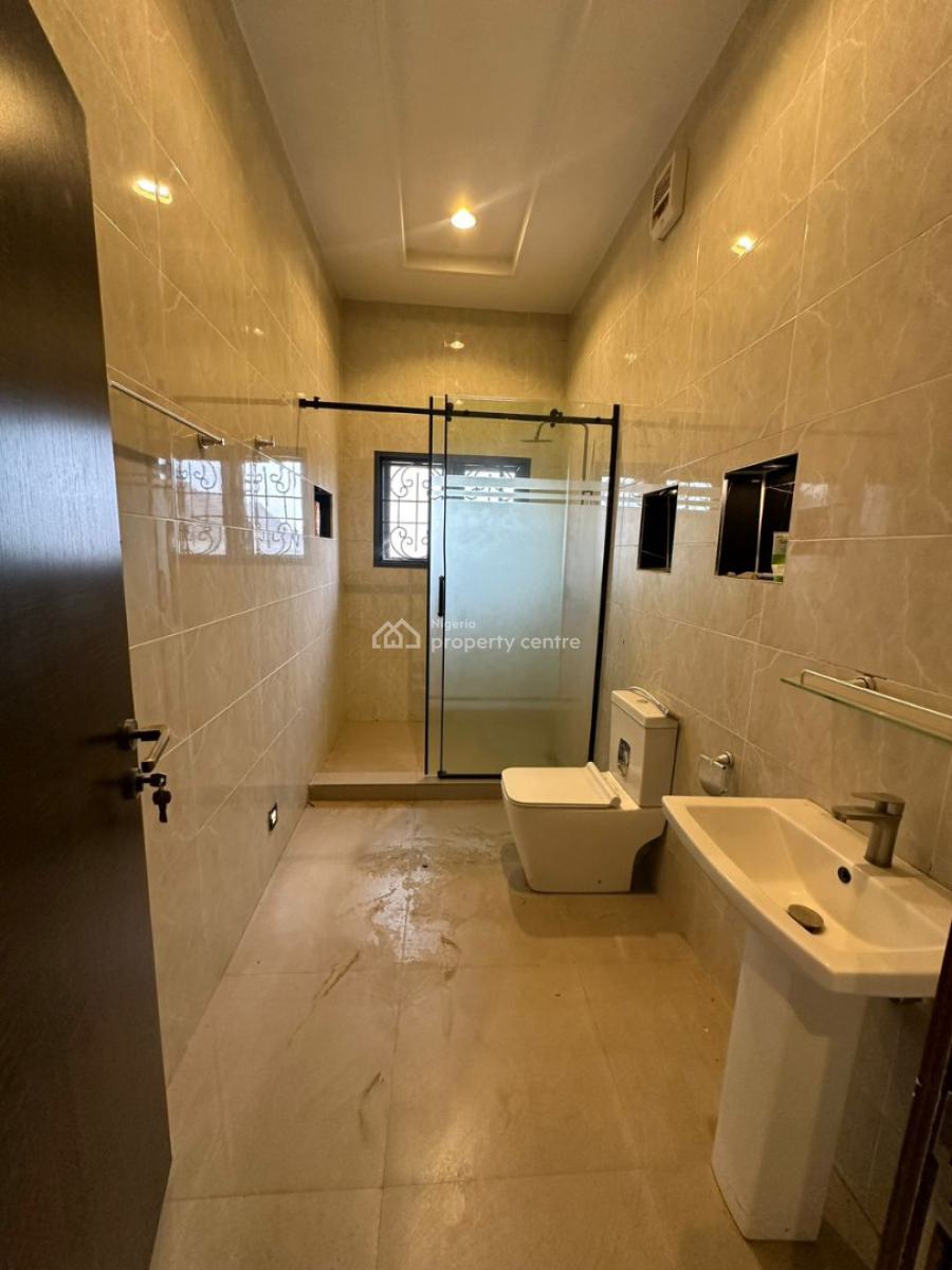 Distress 4 Bedroom 3 Living Rooms, Bq, Private Backyard, Carport, Kaura By Sun City Traffic Light, Kaura, Abuja, Terraced Duplex for Sale