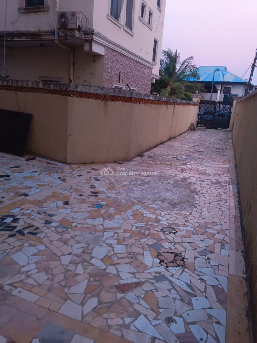 Cosy & Cute One Room Selfcon Bq,with Open Plan Kitchen, on 1st Floor, Admiralty Homes Estate, Alpha Beach Road, New-road Bustop, Igbo Efon, Lekki, Lagos, Self Contain (single Rooms) for Rent