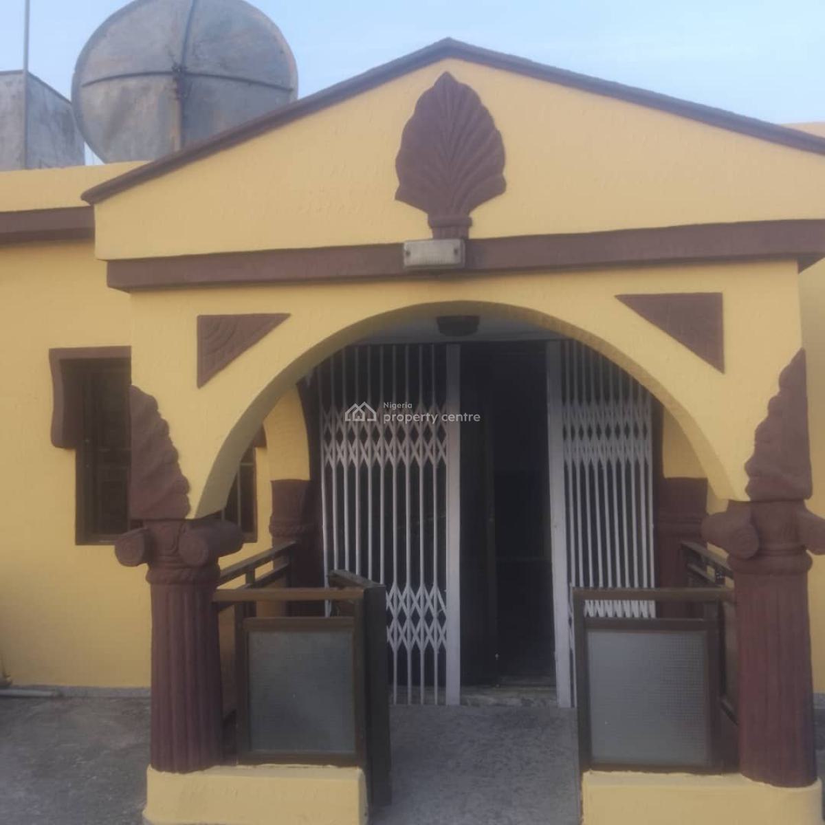 3-bedroom Flats with a Rooftop Lounge Balcony on 2nd Floor, Ojuelegba, Surulere, Lagos, Flat / Apartment for Rent