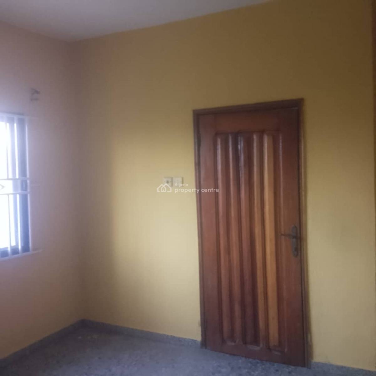 3-bedroom Flats with a Rooftop Lounge Balcony on 2nd Floor, Ojuelegba, Surulere, Lagos, Flat / Apartment for Rent