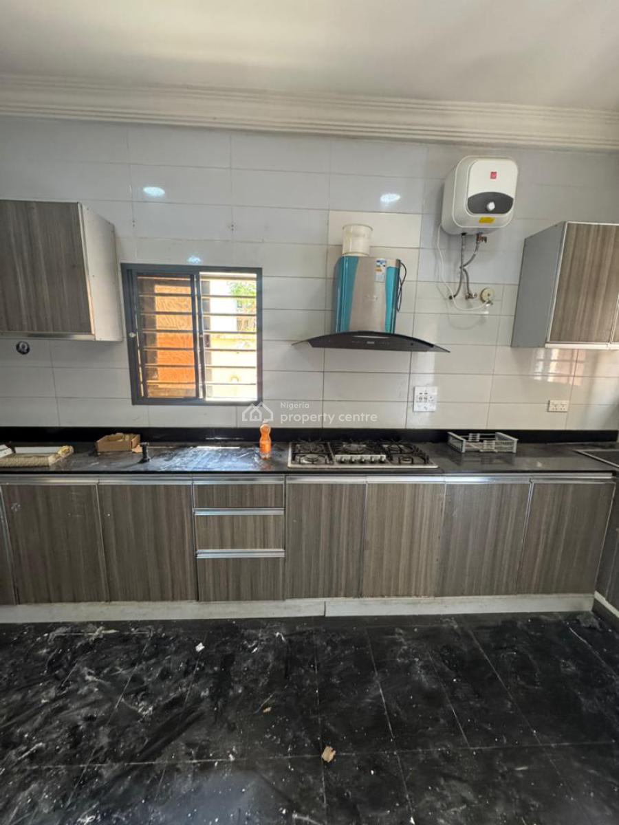 4-bedroom Terrace with Bq -- Victoria Island, Oniru, Victoria Island (vi), Lagos, House for Rent