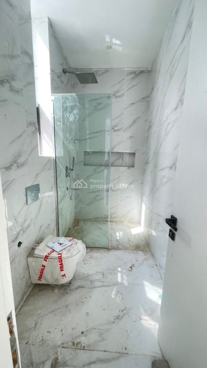 Serviced 1 Bedroom Apartments with Pool & Gym, Lekki Right, Lekki, Lagos, Mini Flat (room and Parlour) for Sale