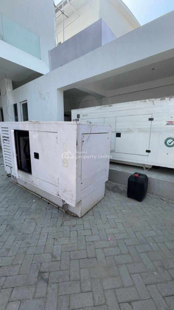 Serviced 1 Bedroom Apartments with Pool & Gym, Lekki Right, Lekki, Lagos, Mini Flat (room and Parlour) for Sale