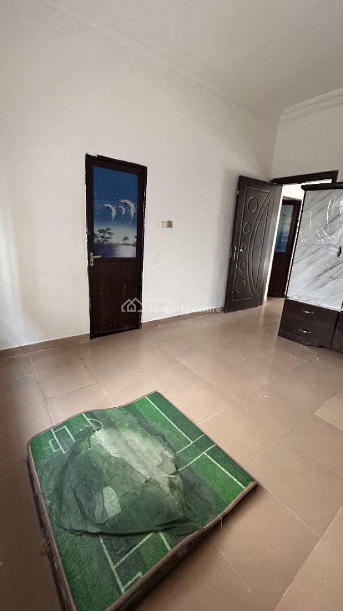 Spacious 1bedroom Flat  (downstairs), Ilaje,mobile Road, Ajah, Lagos, Mini Flat (room and Parlour) for Rent
