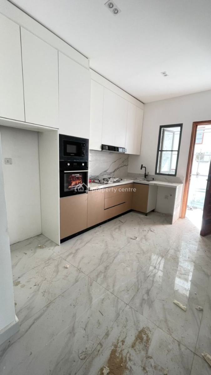 Serviced 2 Bedroom Apartments with Pool & Gym, Lekki Right, Lekki, Lagos, Mini Flat (room and Parlour) for Sale