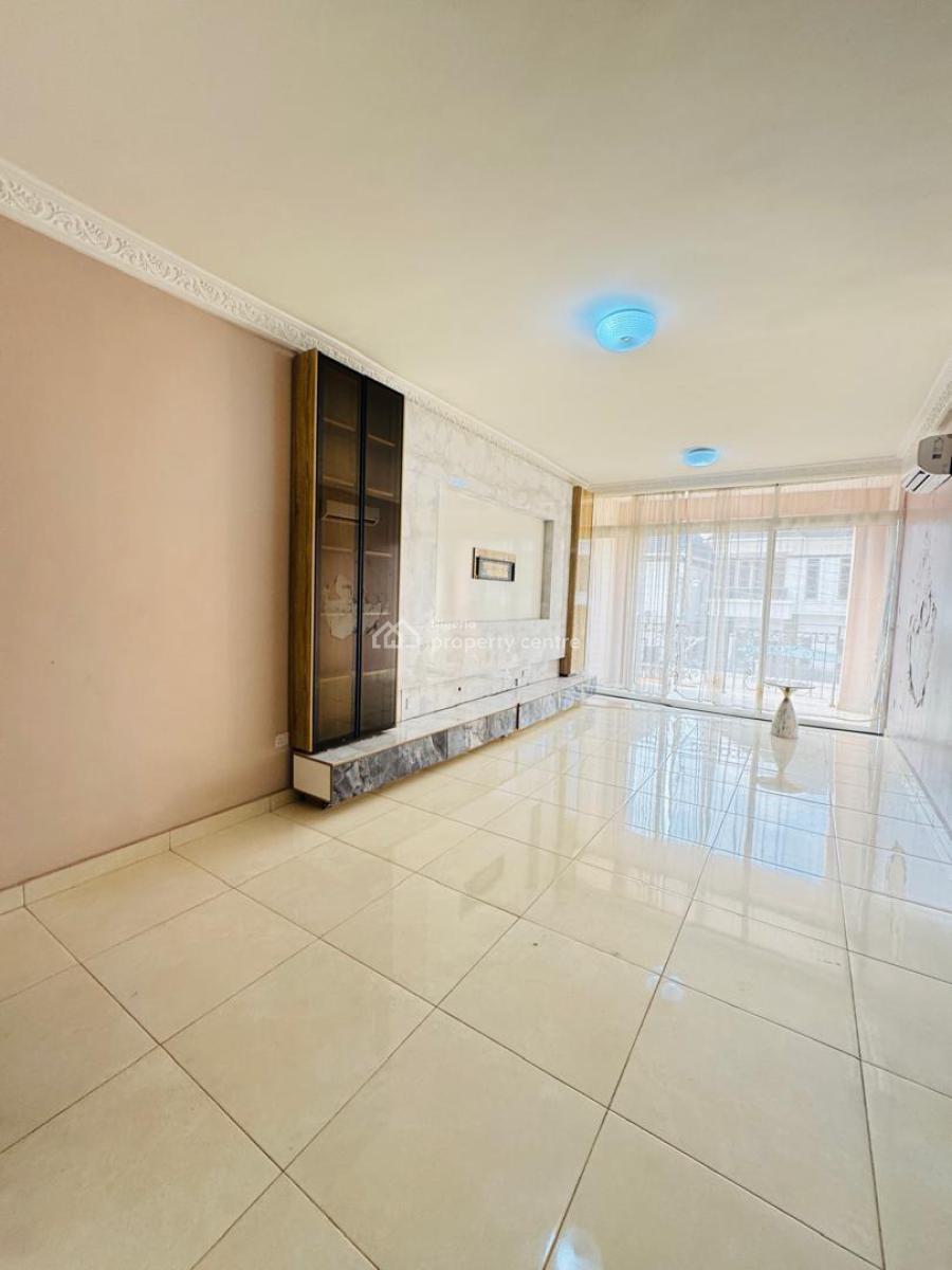 Well Maintained 3 Bedroom Apartment, Chevron, Lekki, Lagos, Flat / Apartment for Rent