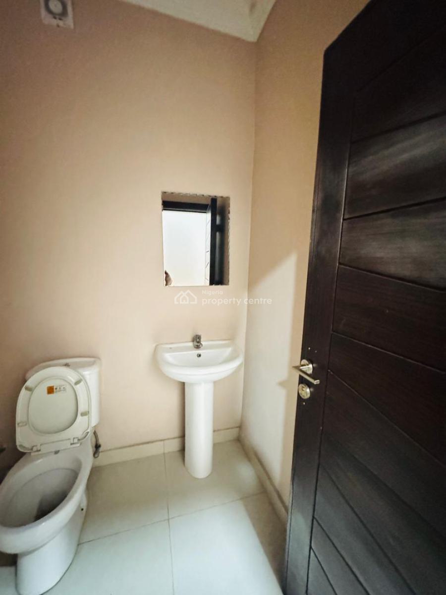 Well Maintained 3 Bedroom Apartment, Chevron, Lekki, Lagos, Flat / Apartment for Rent