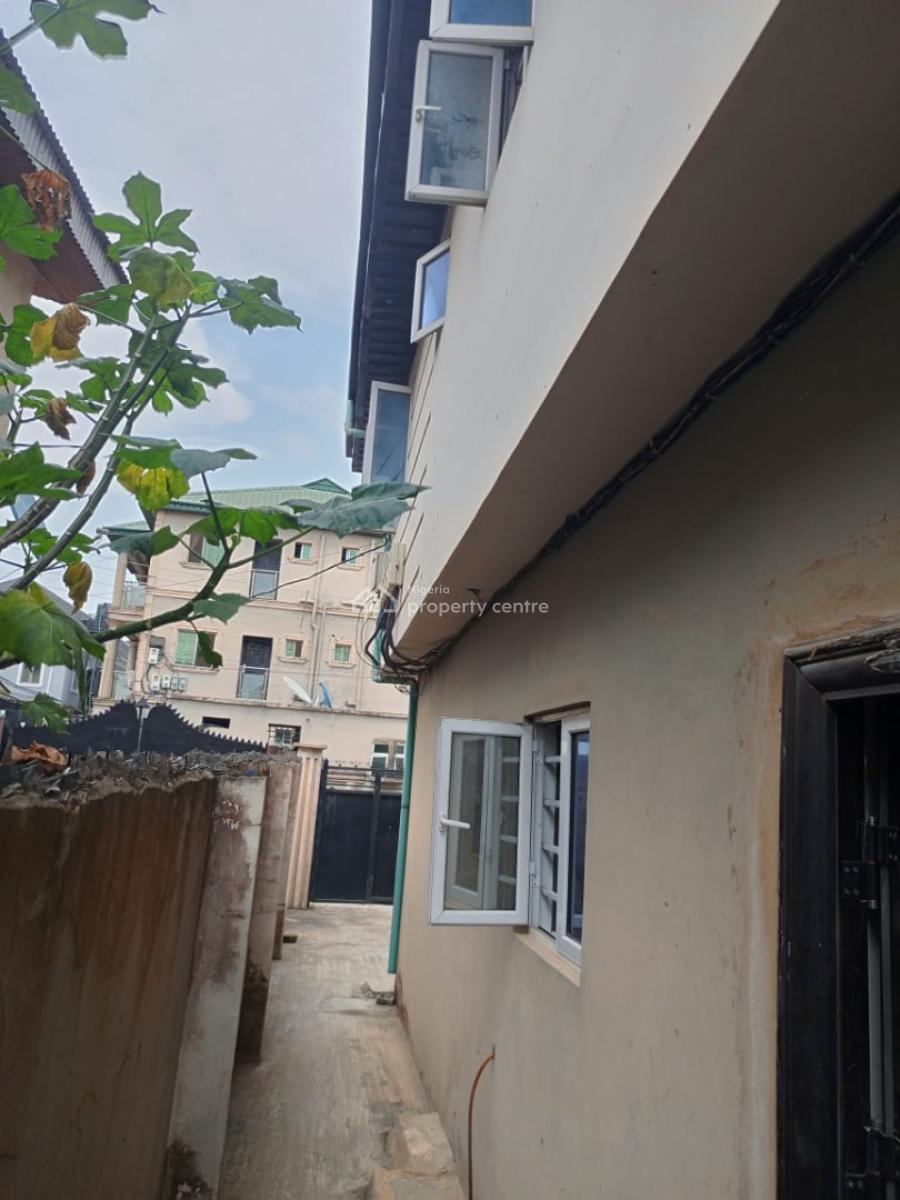 Spacious Mini Flat at Magodo Phase 1, Salako Street, Gra Phase 1, Magodo, Lagos, Mini Flat (room and Parlour) for Rent