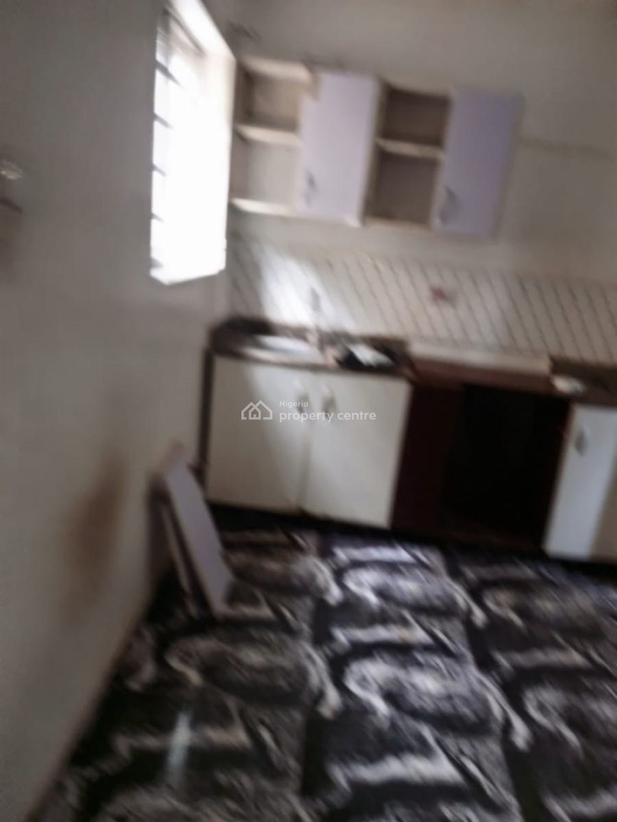 Spacious Mini Flat at Magodo Phase 1, Salako Street, Gra Phase 1, Magodo, Lagos, Mini Flat (room and Parlour) for Rent