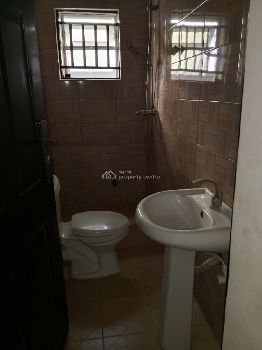 Sharp 3 Bedroom Flat..., Aptec Road.., Sangotedo, Ajah, Lagos, Flat / Apartment for Rent