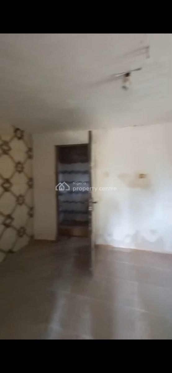 Spacious Mini Flat Apartment Available at Thomas Estate, Thomas Estate Ajah, Ajah, Lagos, Mini Flat (room and Parlour) for Rent