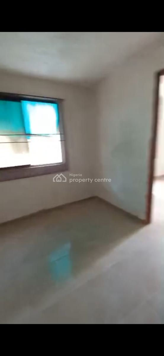 Spacious Mini Flat Apartment Available at Thomas Estate, Thomas Estate Ajah, Ajah, Lagos, Mini Flat (room and Parlour) for Rent