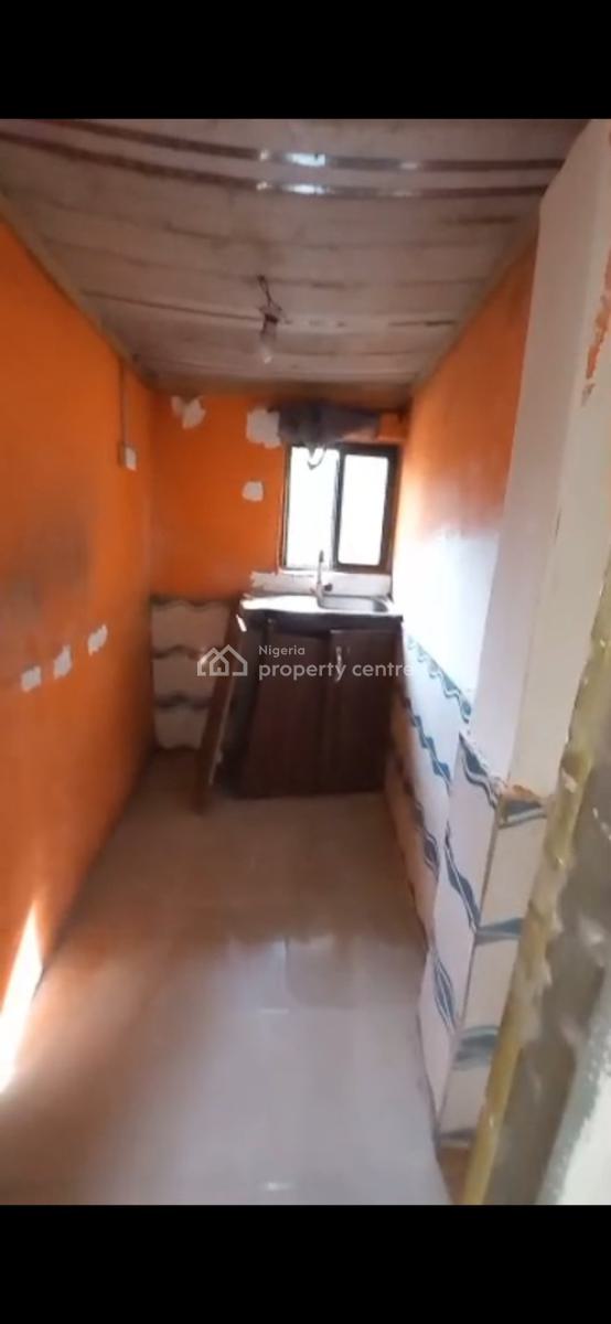 Spacious Mini Flat Apartment Available at Thomas Estate, Thomas Estate Ajah, Ajah, Lagos, Mini Flat (room and Parlour) for Rent