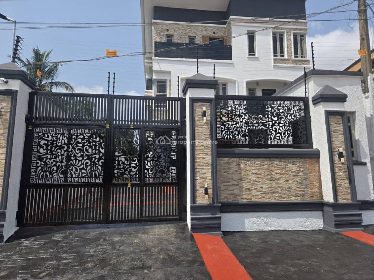7 Bedrooms Executive Duplex at Gowon Estate Egbeda Lagos, Gowon Estate Egbeda Lagos, Egbeda, Alimosho, Lagos, Detached Duplex for Sale