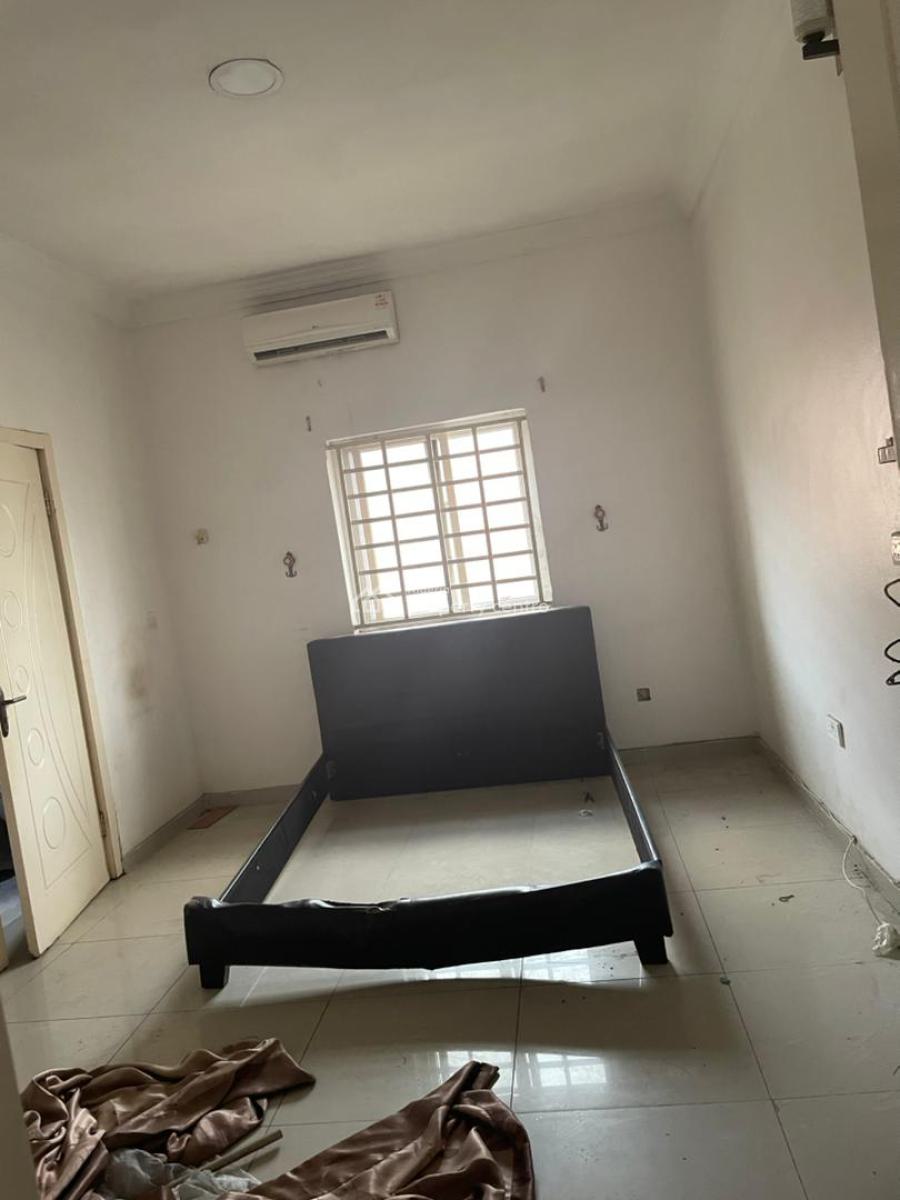 Fully Serviced 2 Bedrooms Flat, Lekki Phase 1, Lekki, Lagos, Flat / Apartment for Rent