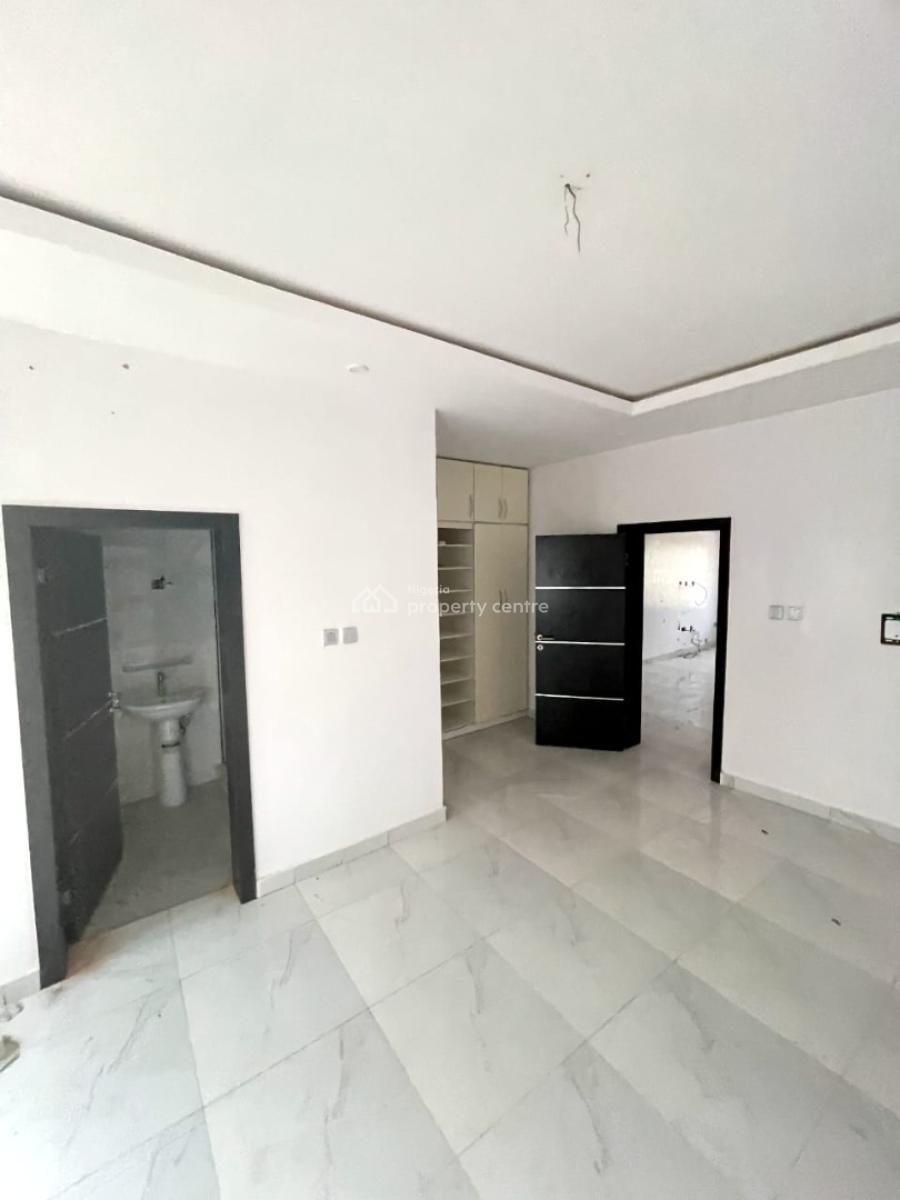 3 Bedroom Terrace Triplex with Bq, Goldstone Apartments, Monastery Road (shoprite ), Sangotedo, Ajah, Lagos, Terraced Duplex for Rent