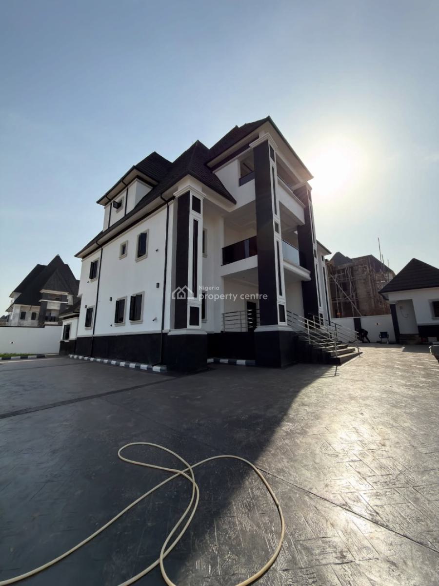 Opulent 6 Bedroom Detached Duplex with 3 Living Room and 2 Bq, Dakwo, Abuja, Detached Duplex for Sale