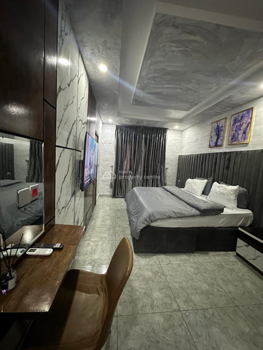 Luxury 1 Bedroom Apartment with Pool, Smart Lock and Elevator, Ikate, Lekki, Lagos, Flat / Apartment Short Let