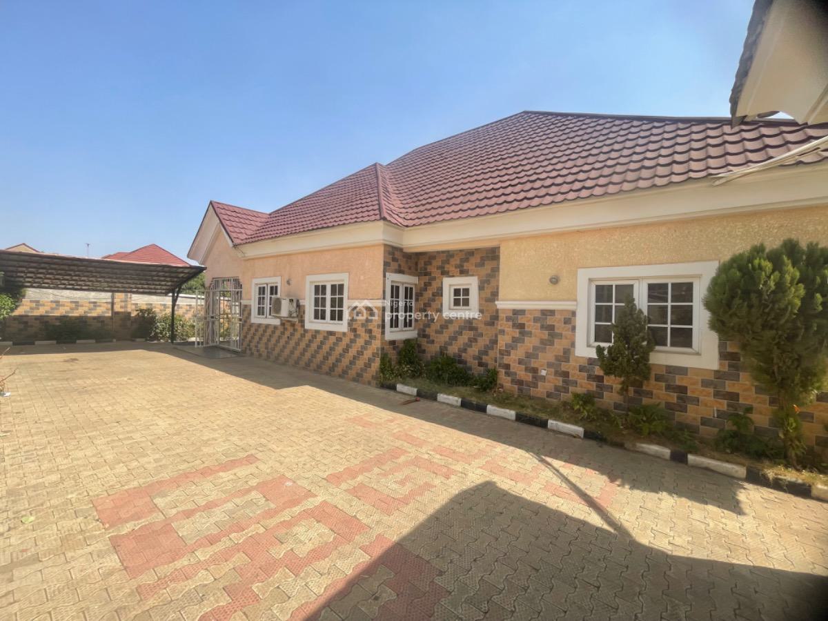 Luxury and Very Spacious Three Bedroom Bungalow, Favour Land Estate, Life Camp, Abuja, Detached Bungalow for Rent