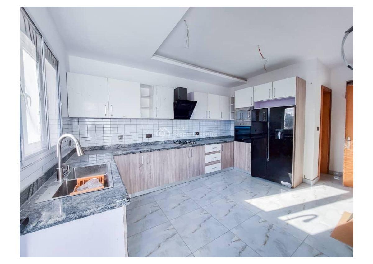 4 Bedrooms Terrace with 1 Room Bq, Off Rock Drive, Lekki Phase 1, Lekki, Lagos, House for Rent