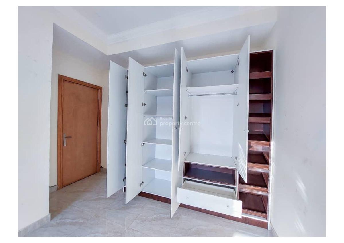 4 Bedrooms Terrace with 1 Room Bq, Off Rock Drive, Lekki Phase 1, Lekki, Lagos, House for Rent