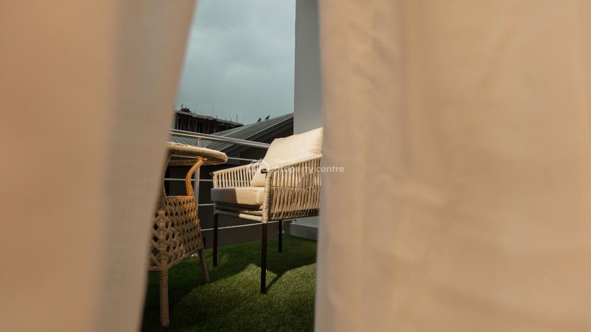 Luxury 2 Bedroom City View Apartment with a Pool, Gym and Ps5, Taiye Olowu, Lekki Phase 1, Lekki, Lagos, Flat / Apartment Short Let
