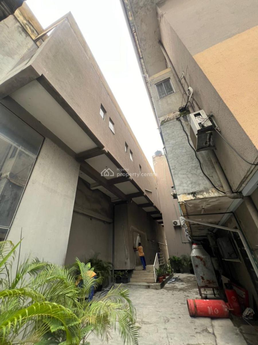 Standard Office Space(first & 2nd Floor Together), Adeola, Victoria Island (vi), Lagos, Office Space for Rent