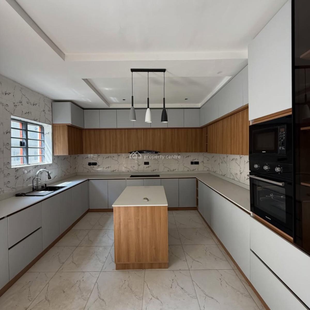 Pristine 4 Bedroom Semi Detached Duplex with 2 Living Room and Bq, Lugbe District, Abuja, Semi-detached Duplex for Sale