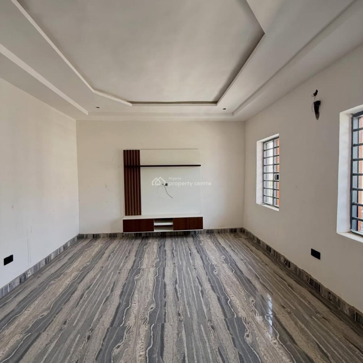 Pristine 4 Bedroom Semi Detached Duplex with 2 Living Room and Bq, Lugbe District, Abuja, Semi-detached Duplex for Sale