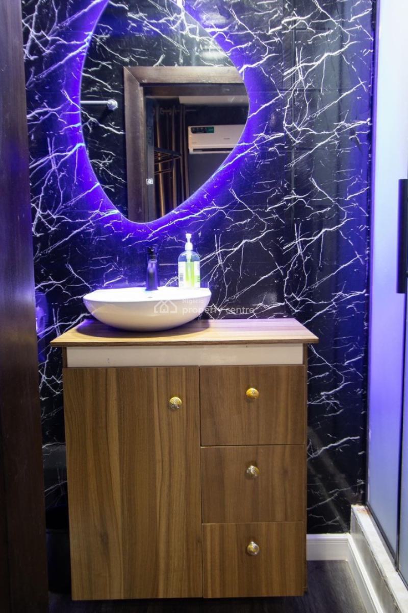 Luxury 2 Bedroom Apartment with Rooftop Lounge, Football Court, Ps5, Lspdc Estate, Freedom Way, Lekki Phase One, Lekki, Lagos, Flat / Apartment Short Let