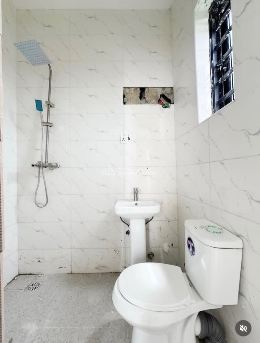 2/4 Bedroom Terraced Duplex  with Bq, Ajah, Lekki, Lekki, Lagos, Terraced Duplex for Sale