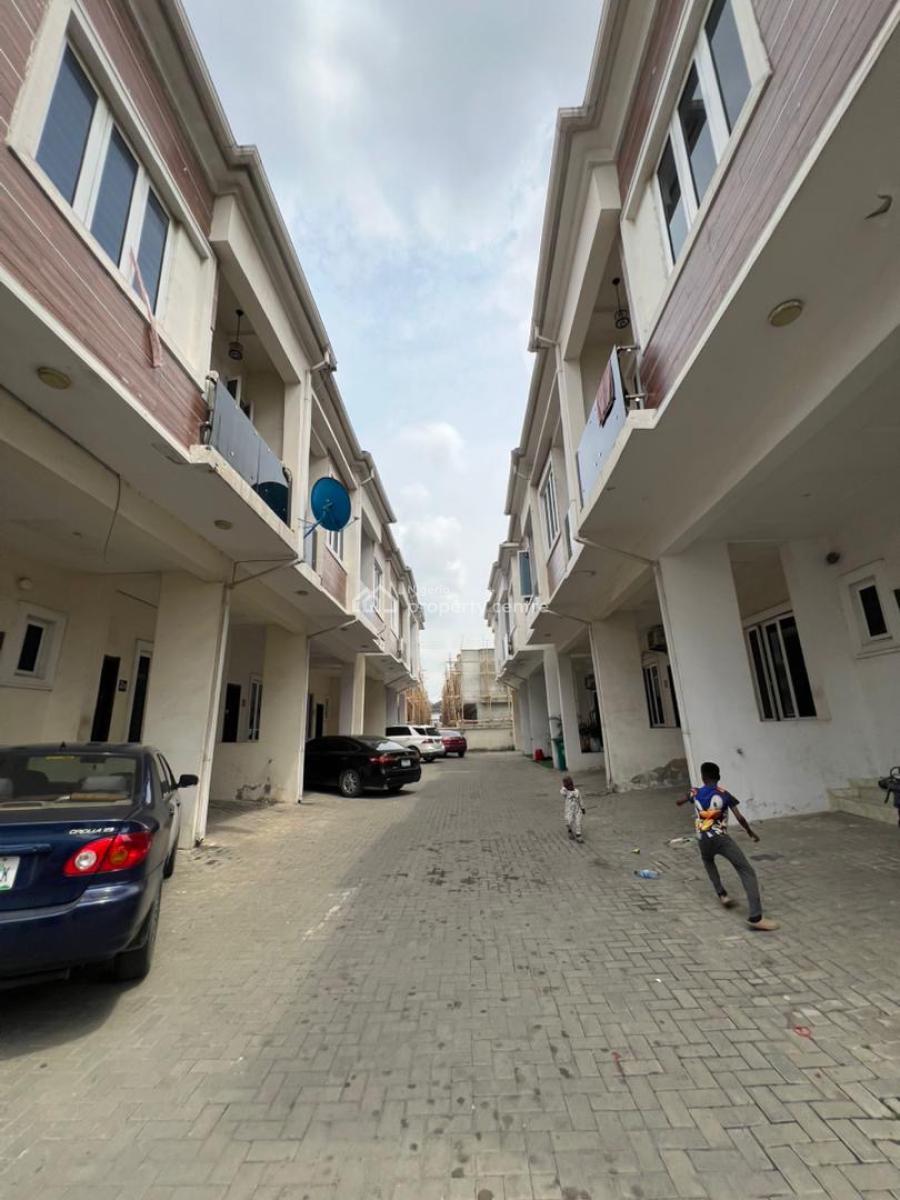 Beautiful Standard 4bedroom Terrace Duplex in a Secured Estate, Vgc, Lekki, Lagos, Terraced Duplex for Sale