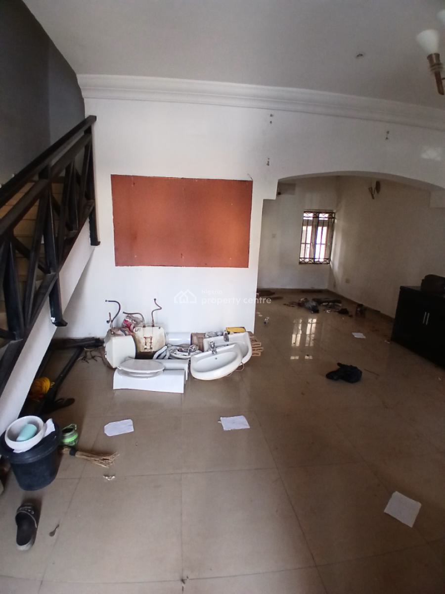 Luxury 2 Bedroom Terrace Duplex with 3 Toilets, Garki, Abuja, Terraced Duplex for Rent