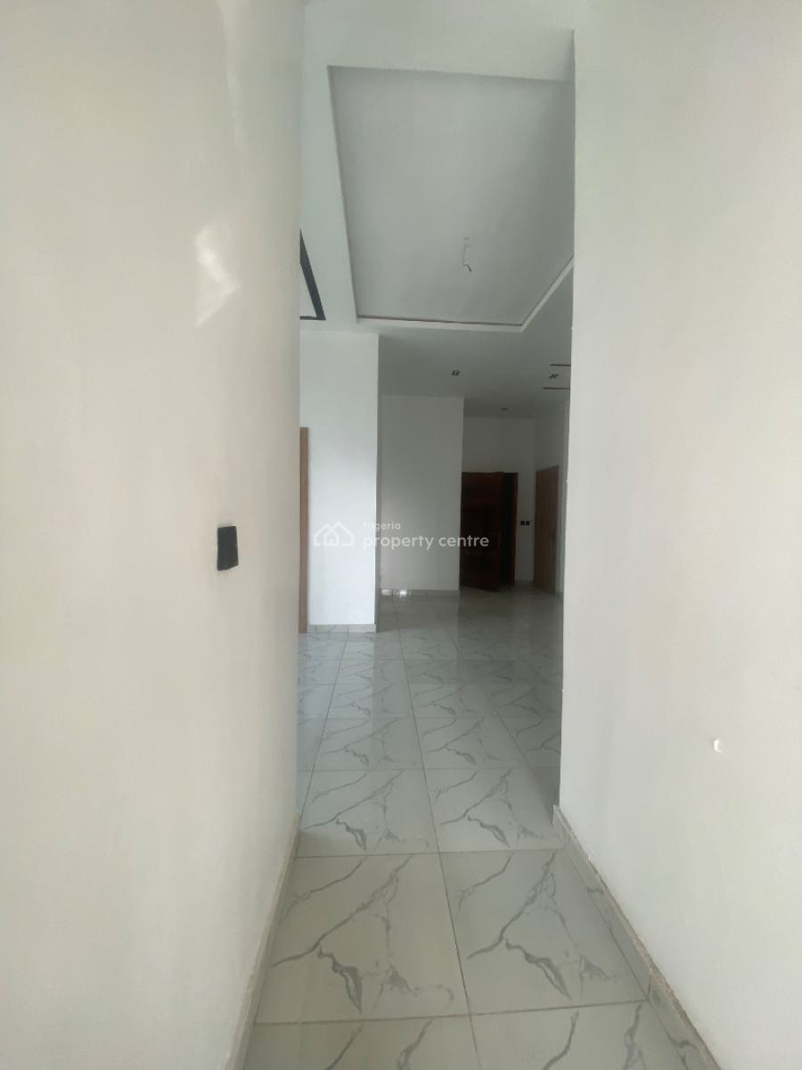 Luxury 2bed with Elevator,gym & Swimming Pool, a Secured Est at Ikate Elegusi, Ikate Elegushi, Lekki, Lagos, Flat / Apartment for Sale