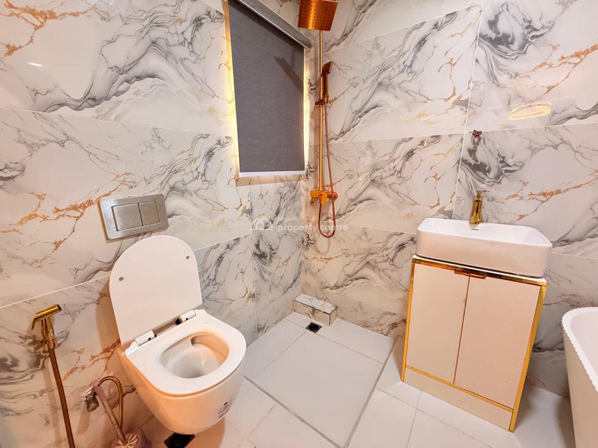 Luxury 2 Bedroom Apartment with Bathub, Gym and Balcony, Osapa, Lekki, Lagos, Flat / Apartment Short Let