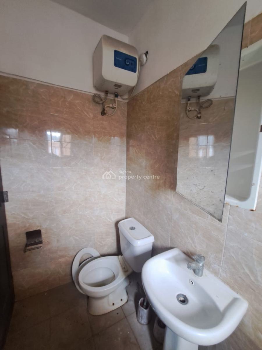 Newly Renovated Spacious 2 Bedroom Apartment, Salem, Ikate, Lekki, Lagos, Flat / Apartment for Rent